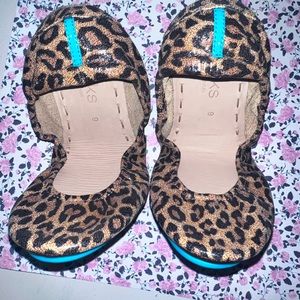 Leopard ballet flats in new condition